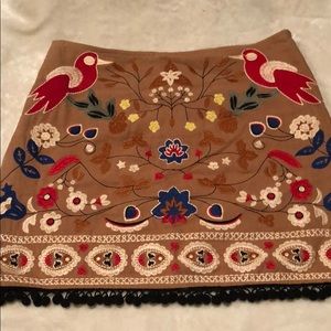 Embroidered mini skirt